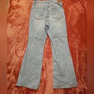 Judy Blue wide leg fit sz 11/30 with 32" inseam